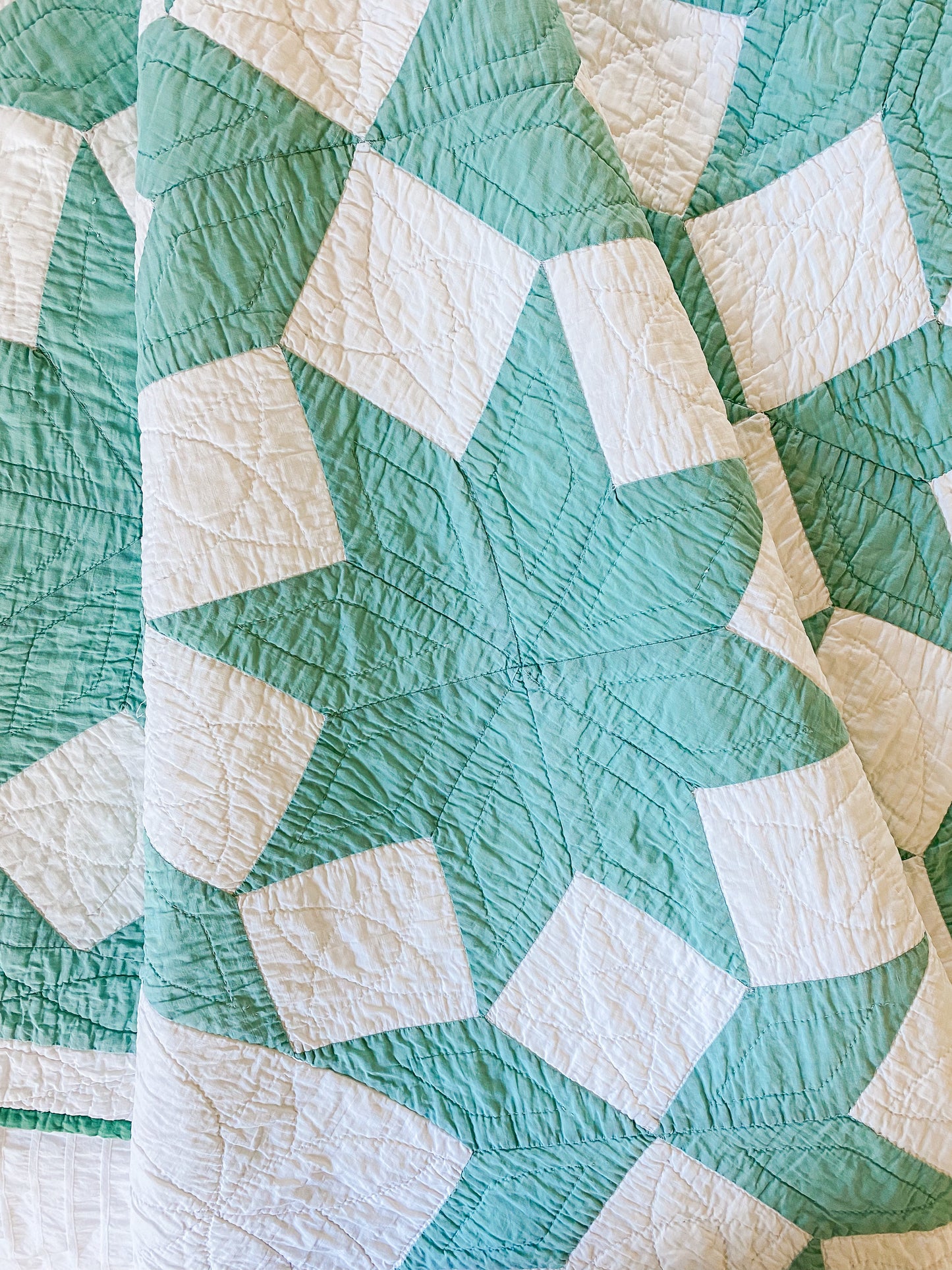 Vintage Mint Green Dove in the Window Quilt, c1930