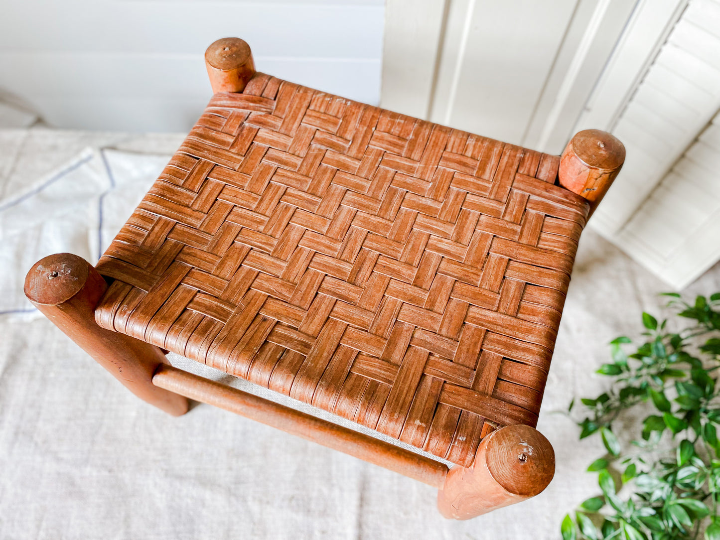 Vintage Handmade Shaker Style Stool with Woven Split Wood Seat | Flat Rush Stool