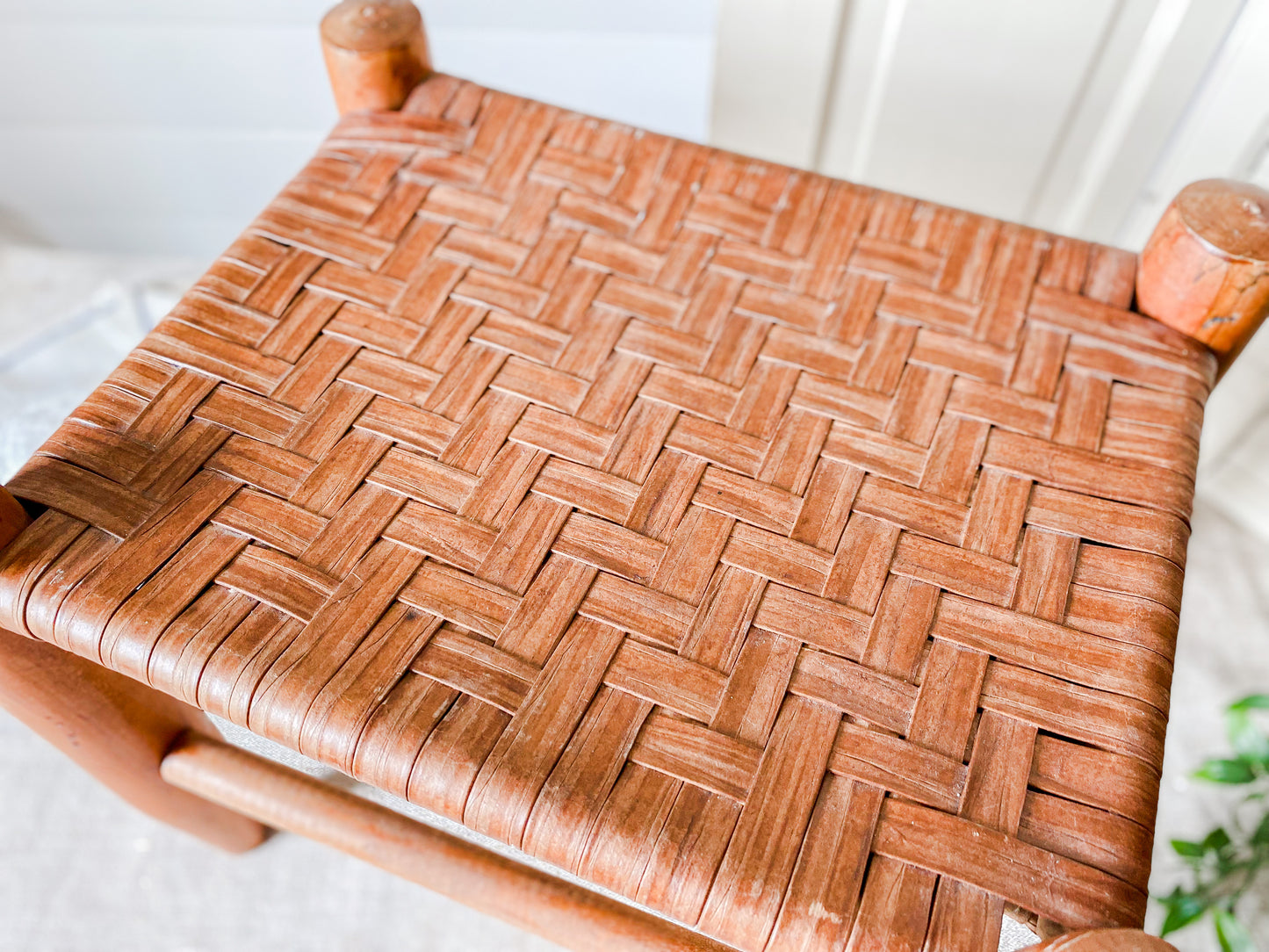Vintage Handmade Shaker Style Stool with Woven Split Wood Seat | Flat Rush Stool