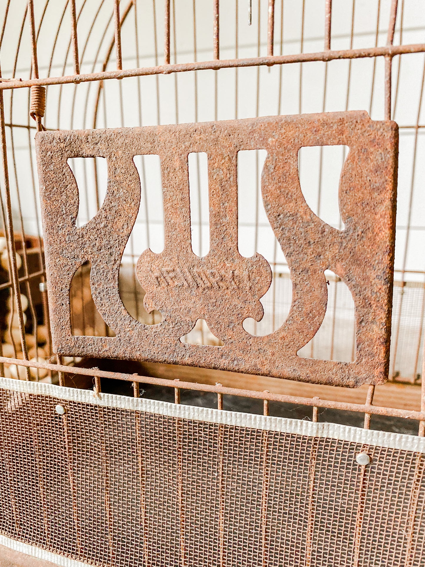Vintage Rustic Hendryx Metal Bird Cage with Removable Bottom