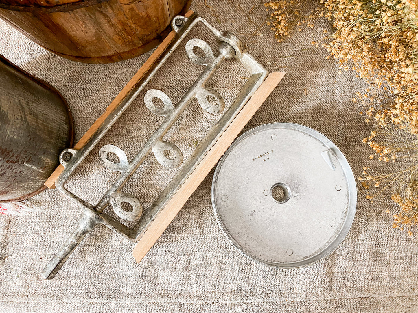 Vintage Wood Ice Cream Bucket with White Mountain Churn | Rustic Farmhouse Decor