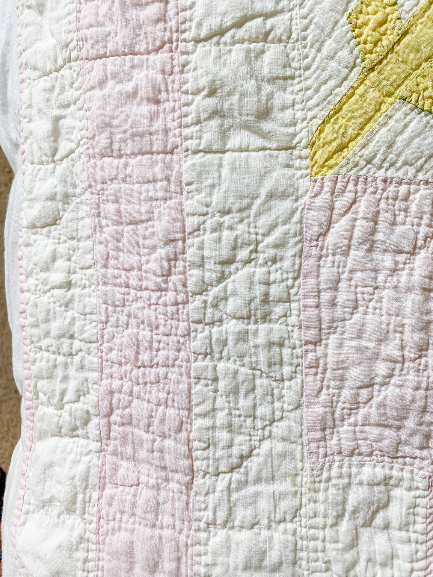 Vintage Carolina Lily Applique Quilt | Faded Pink and Lime Green Pastel Bedding | Cutter Stacker Quilt