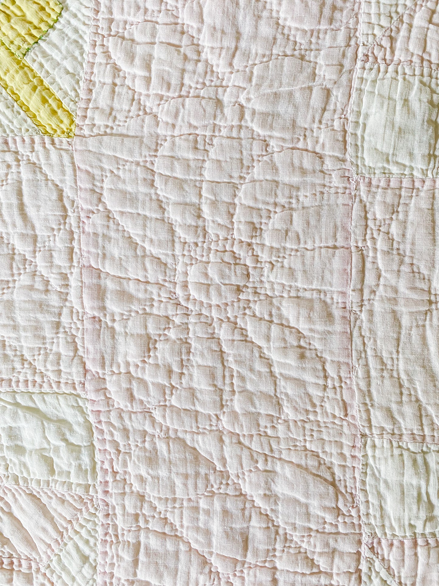 Vintage Carolina Lily Applique Quilt | Faded Pink and Lime Green Pastel Bedding | Cutter Stacker Quilt