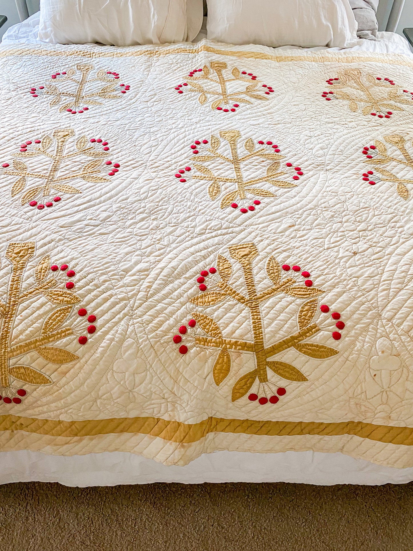 Antique Unfinished Trapunto Applique Quilt | Stacker Cutter Quilt c1860s