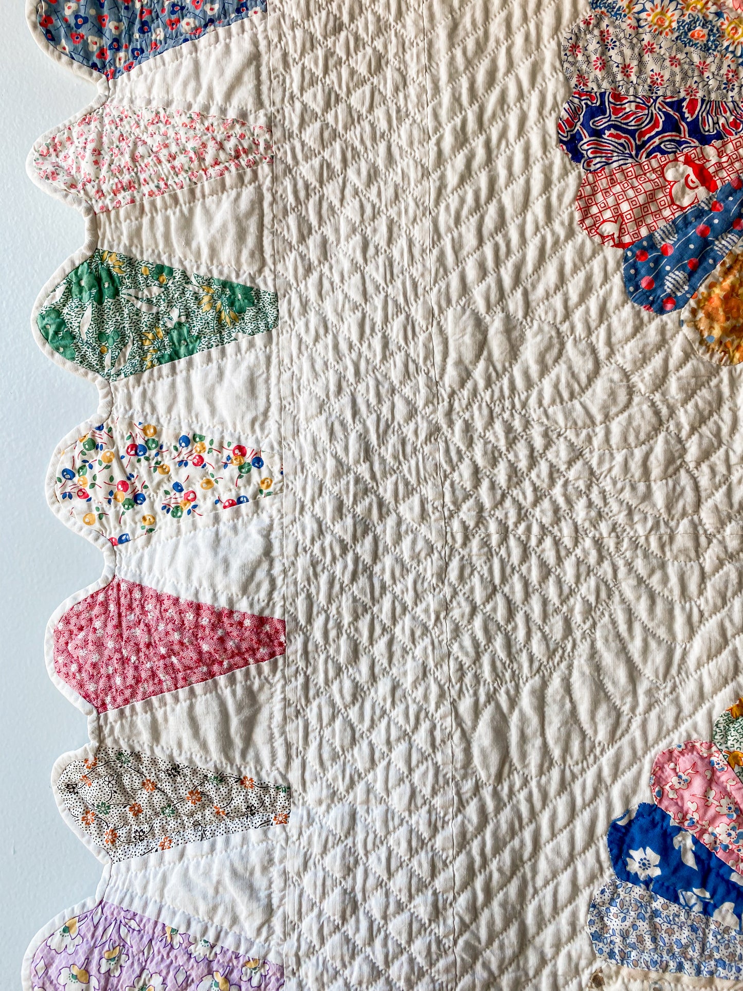Vintage 1933 Dresden Plate Quilt with Initials and Date