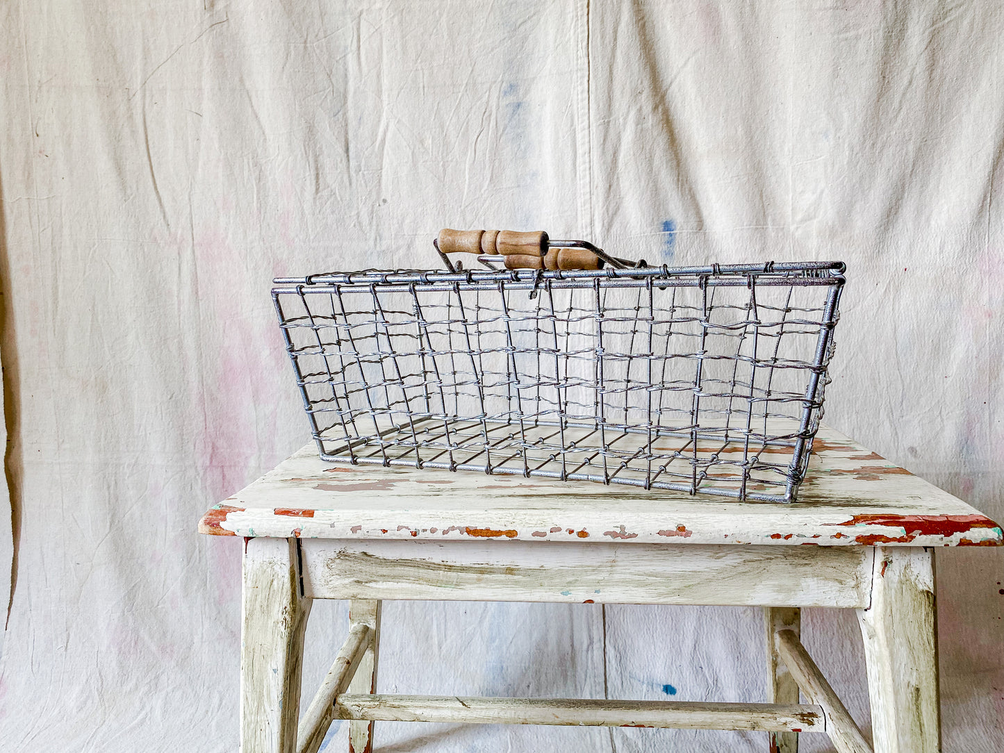Vintage Silver Wire Basket with Latching Lid | Bathroom Towel Storage