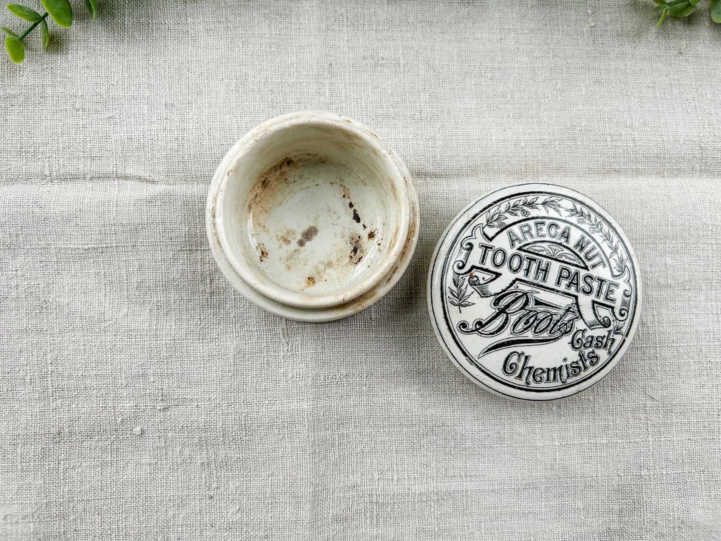 Antique Areca Nut Toothpaste By Boots Pot and Lid