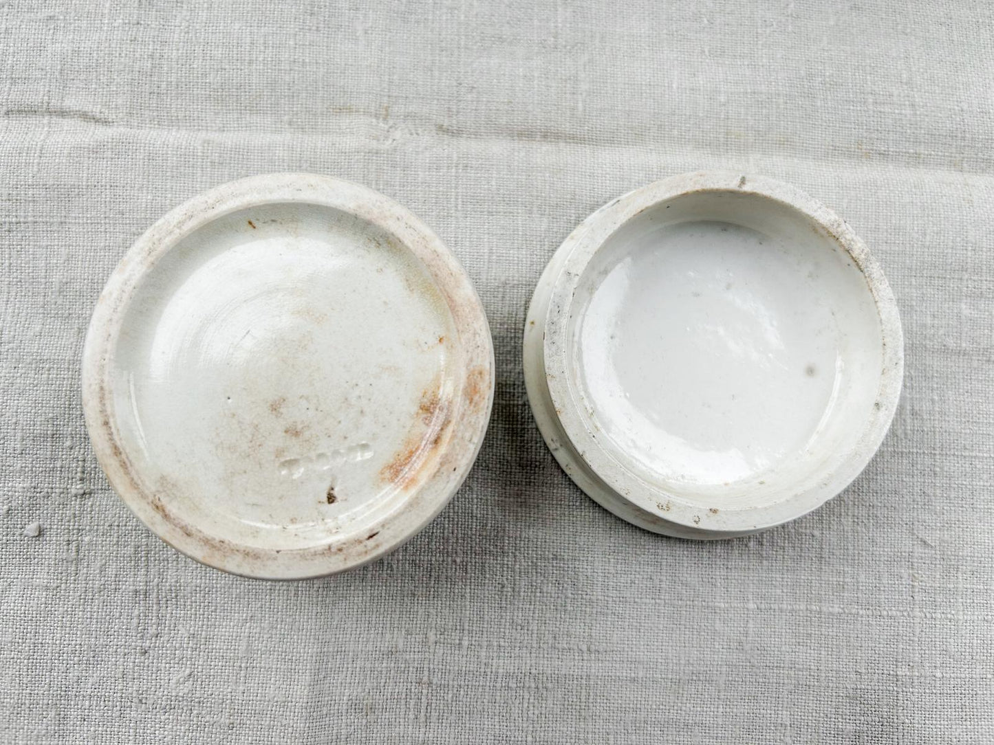 Antique Areca Nut Toothpaste By Boots Pot and Lid