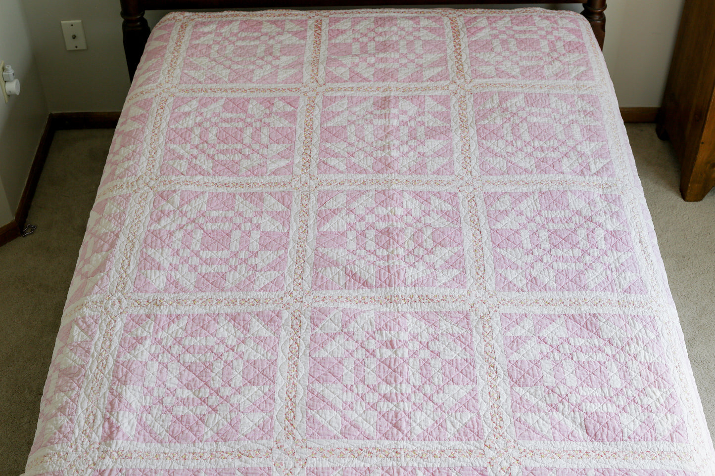 Vintage Pink and White Missouri Puzzle Quilt, c1940