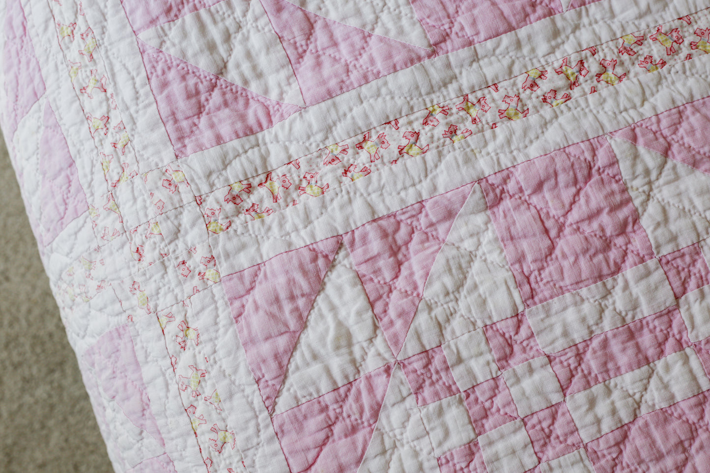 Vintage Pink and White Missouri Puzzle Quilt, c1940