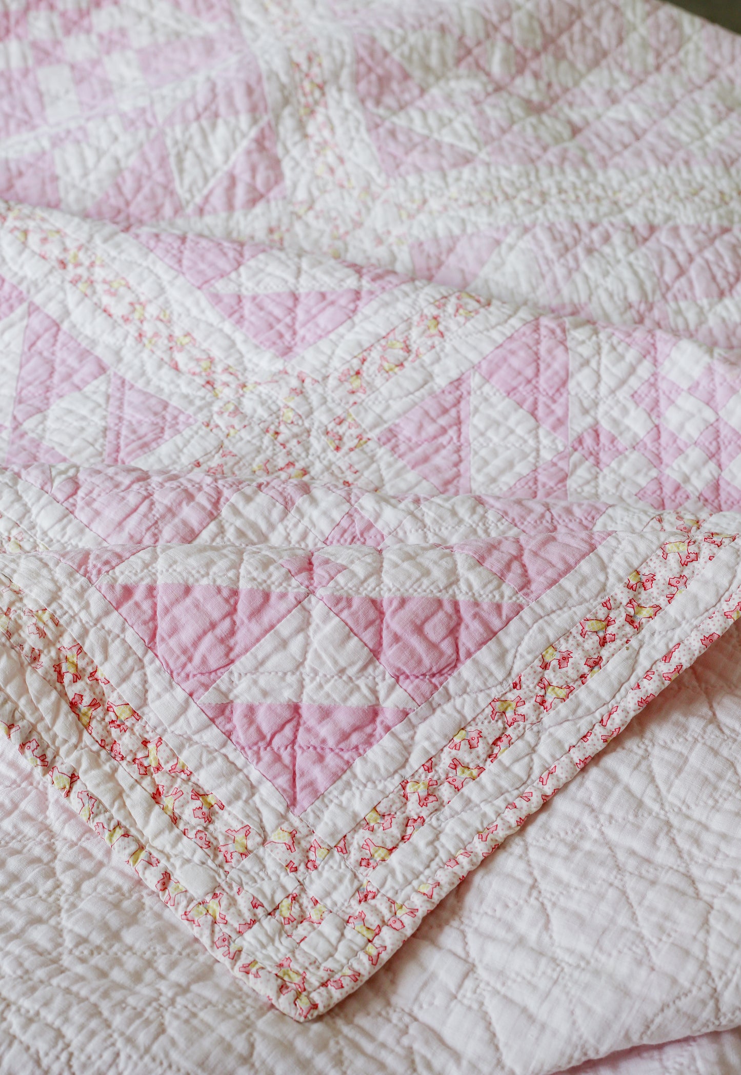 Vintage Pink and White Missouri Puzzle Quilt, c1940