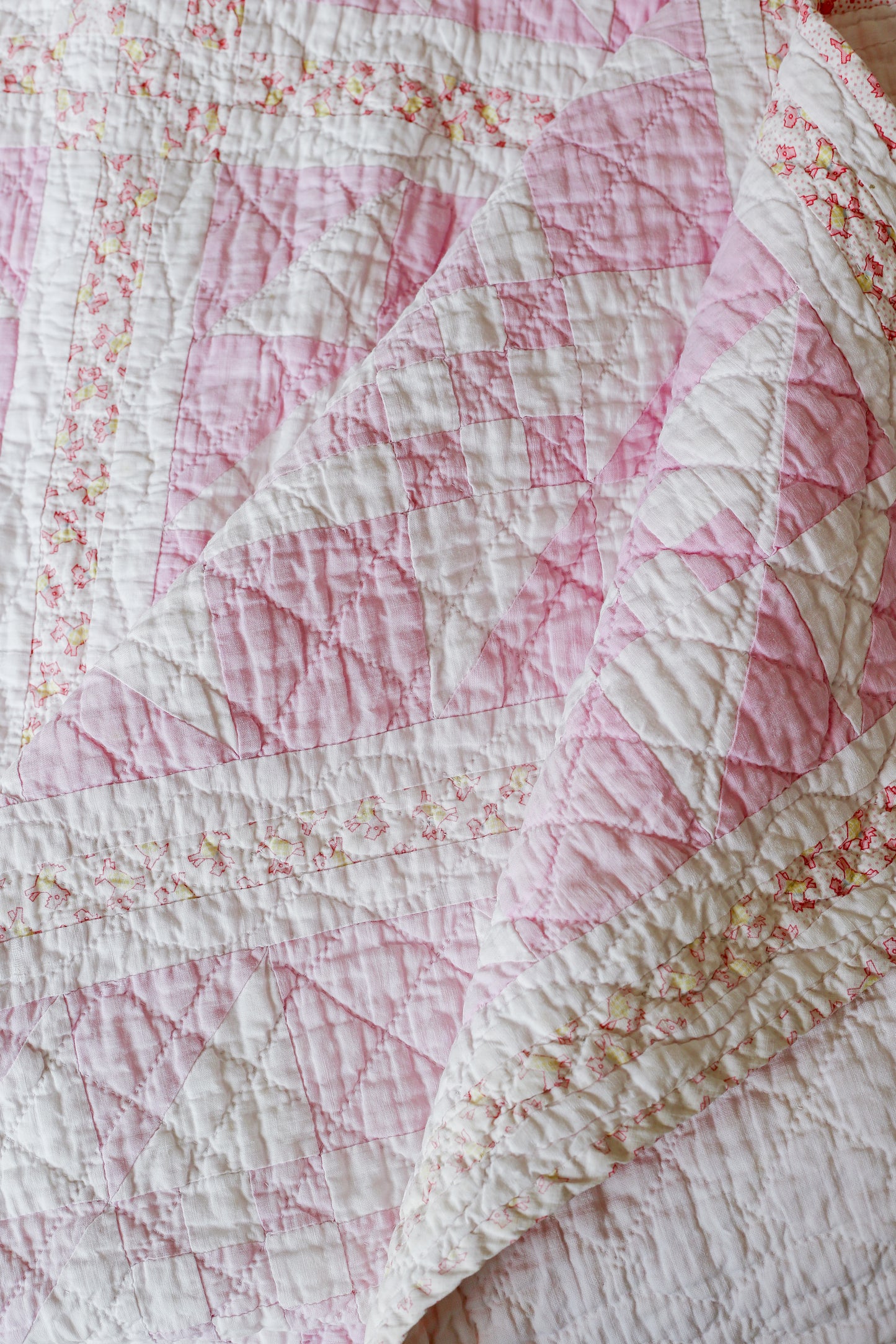 Vintage Pink and White Missouri Puzzle Quilt, c1940