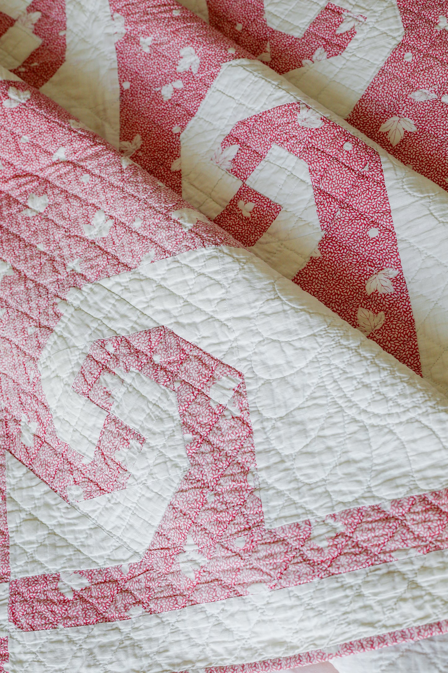 Vintage Pink & White Indiana Puzzle Quilt, c1930