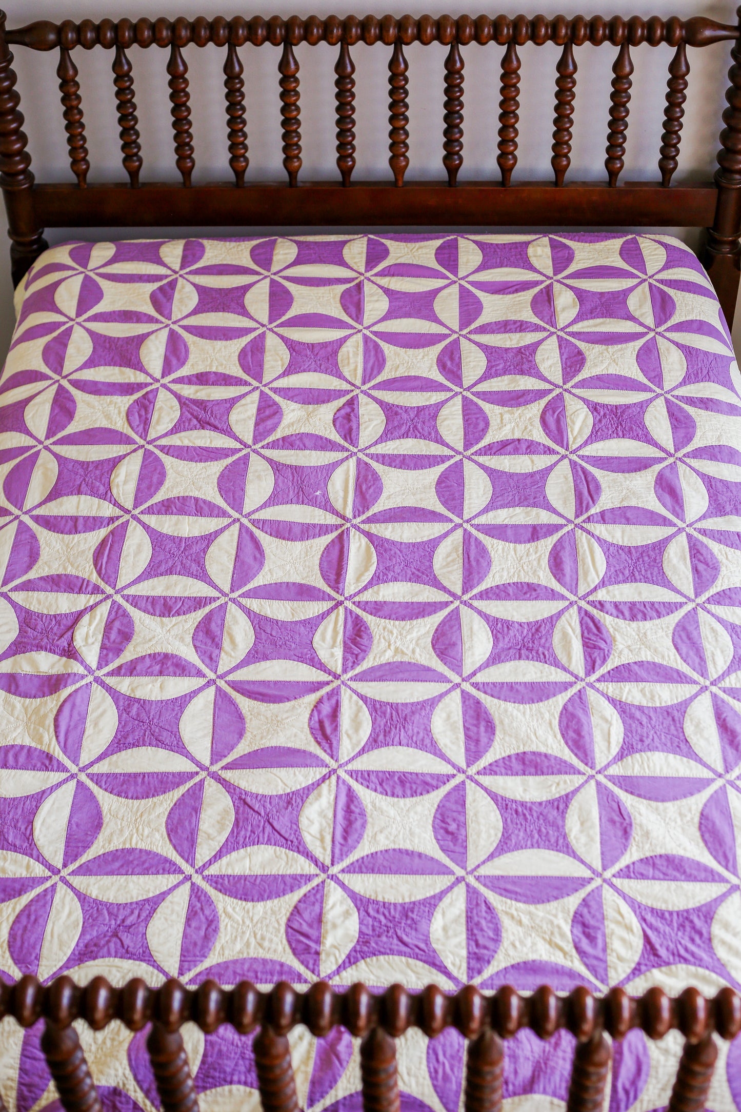 Vintage Yellow and Purple Robbing Peter to Pay Paul Quilt, c1940