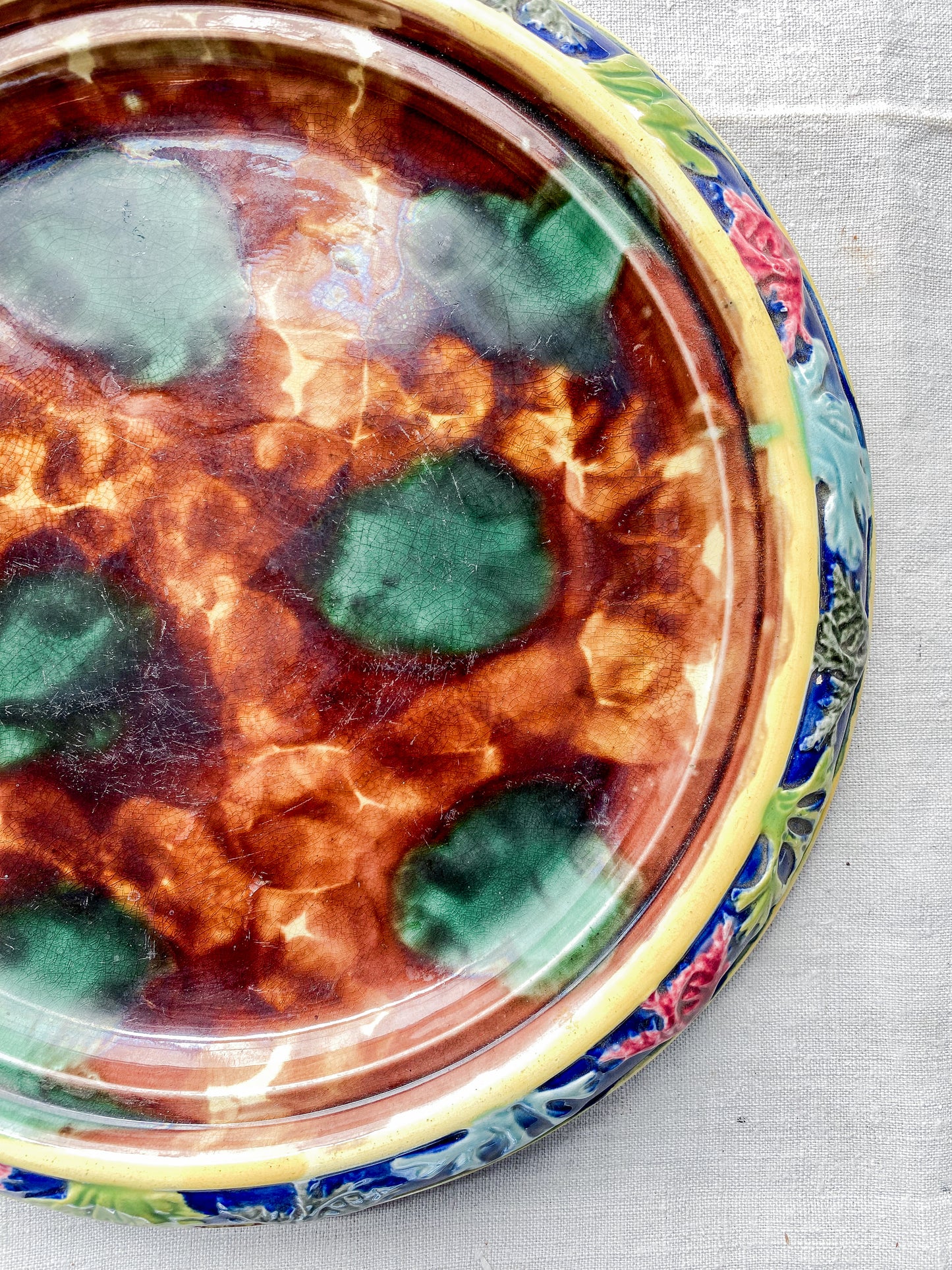 Antique Majolica Round Footed Bread Platter with Mottled Center