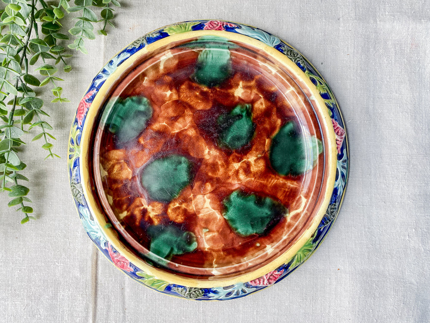 Antique Majolica Round Footed Bread Platter with Mottled Center