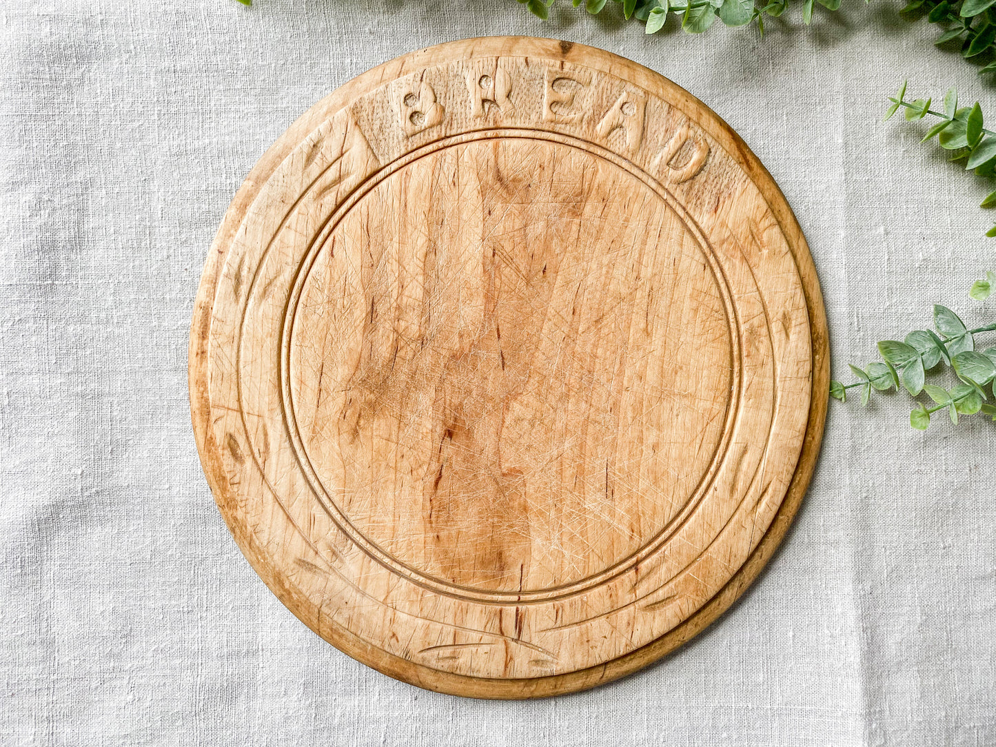 Vintage English Carved Round 11" Bread Board