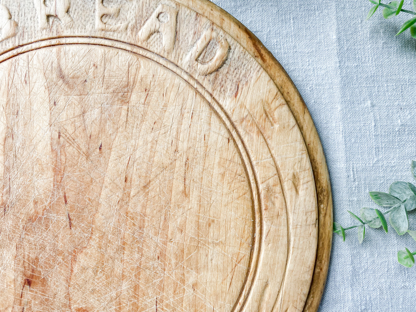 Vintage English Carved Round 11" Bread Board