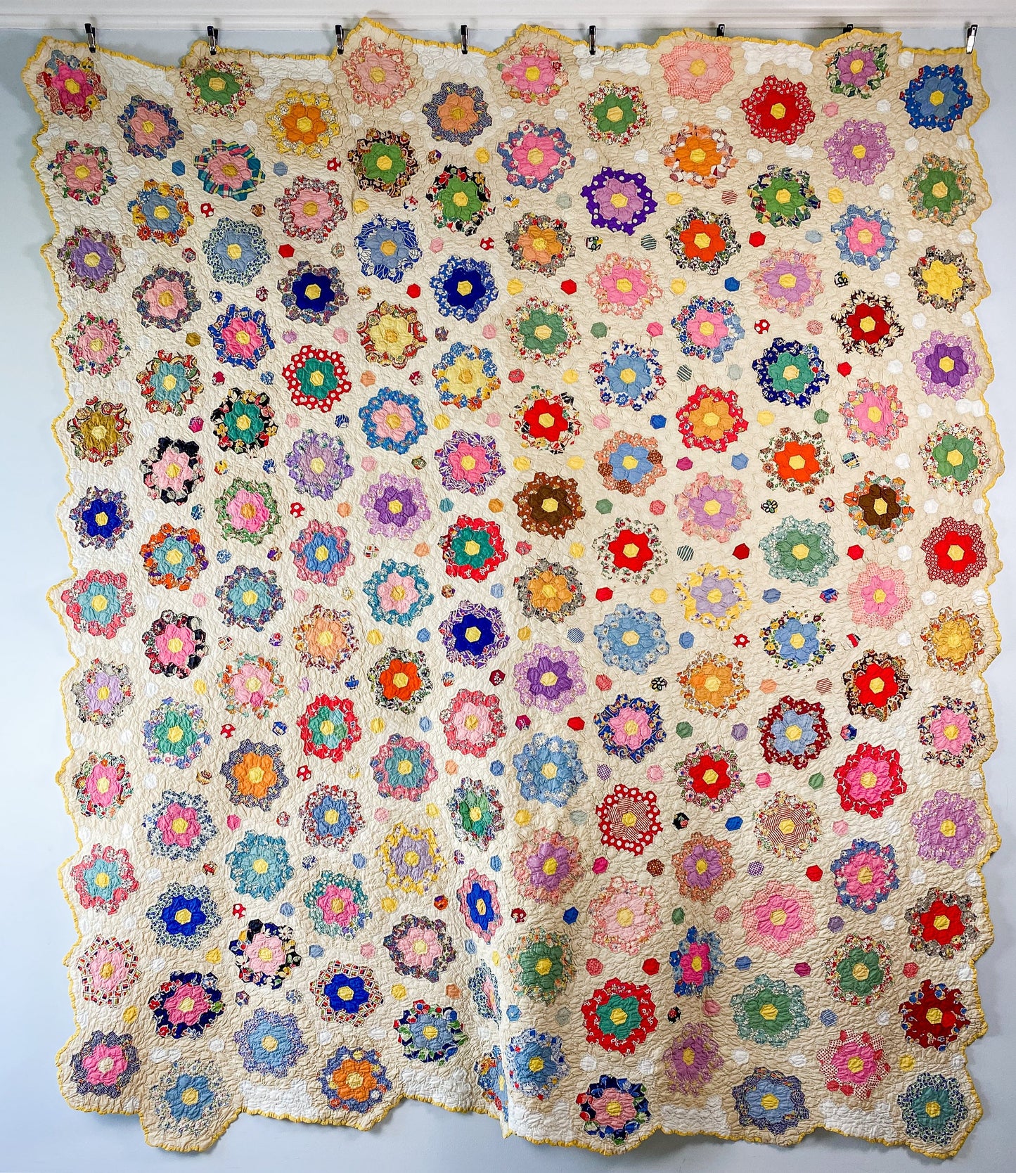 Vintage Grandmother's Flower Garden Quilt, c1940