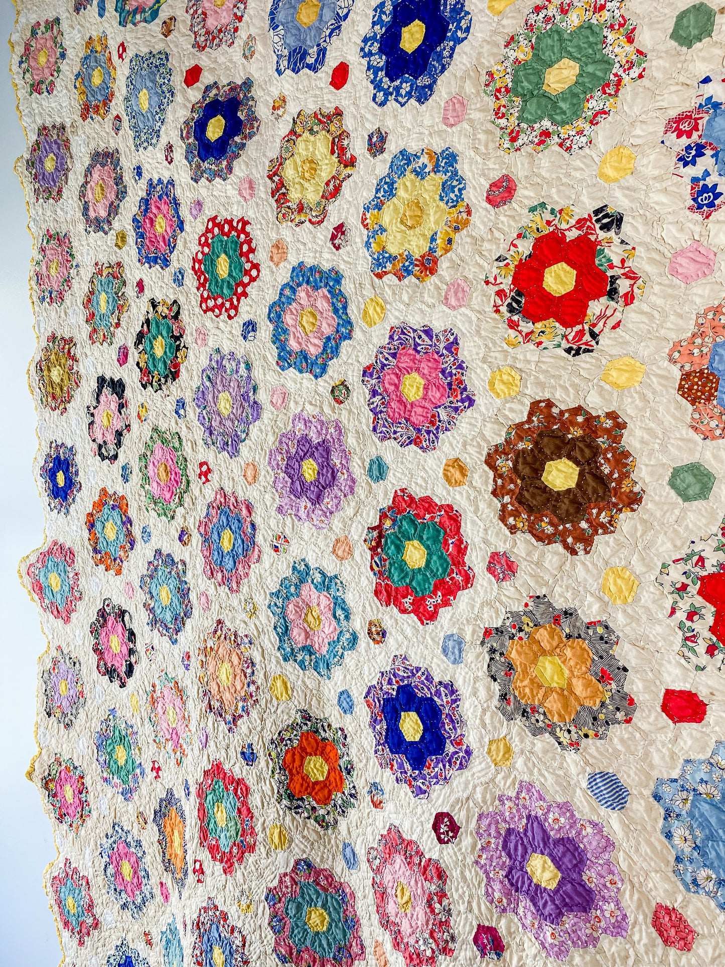 Vintage Grandmother's Flower Garden Quilt, c1940