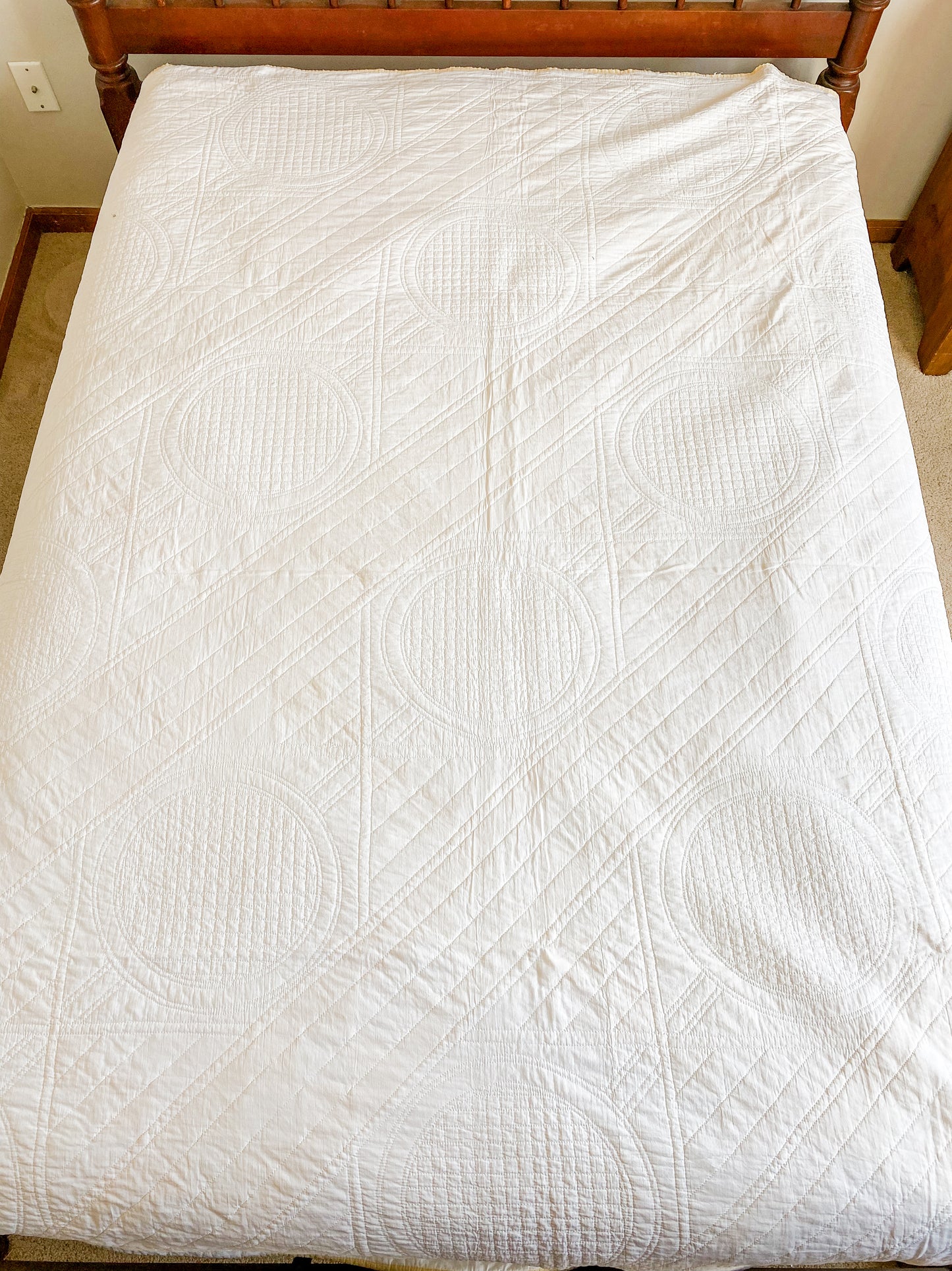 Vintage Yellow and White Jacob's Ladder Quilt