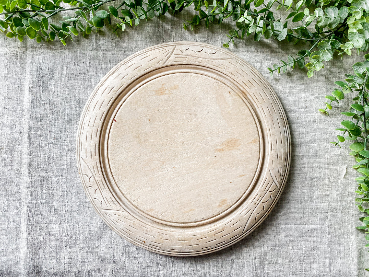 Vintage English Carved Round Breadboard (Light Wood)