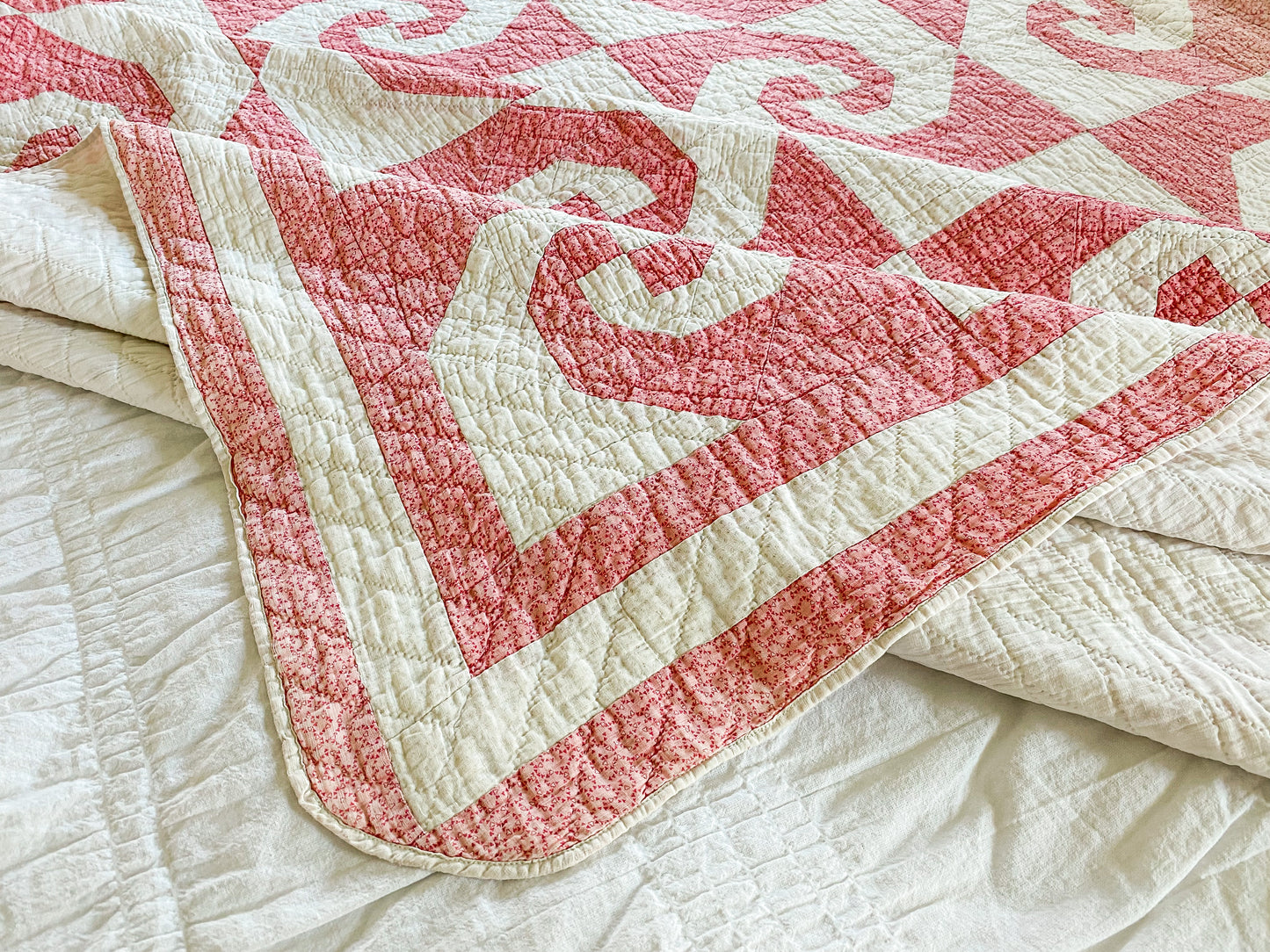Vintage Double Pink Snail Trail Twin Quilt