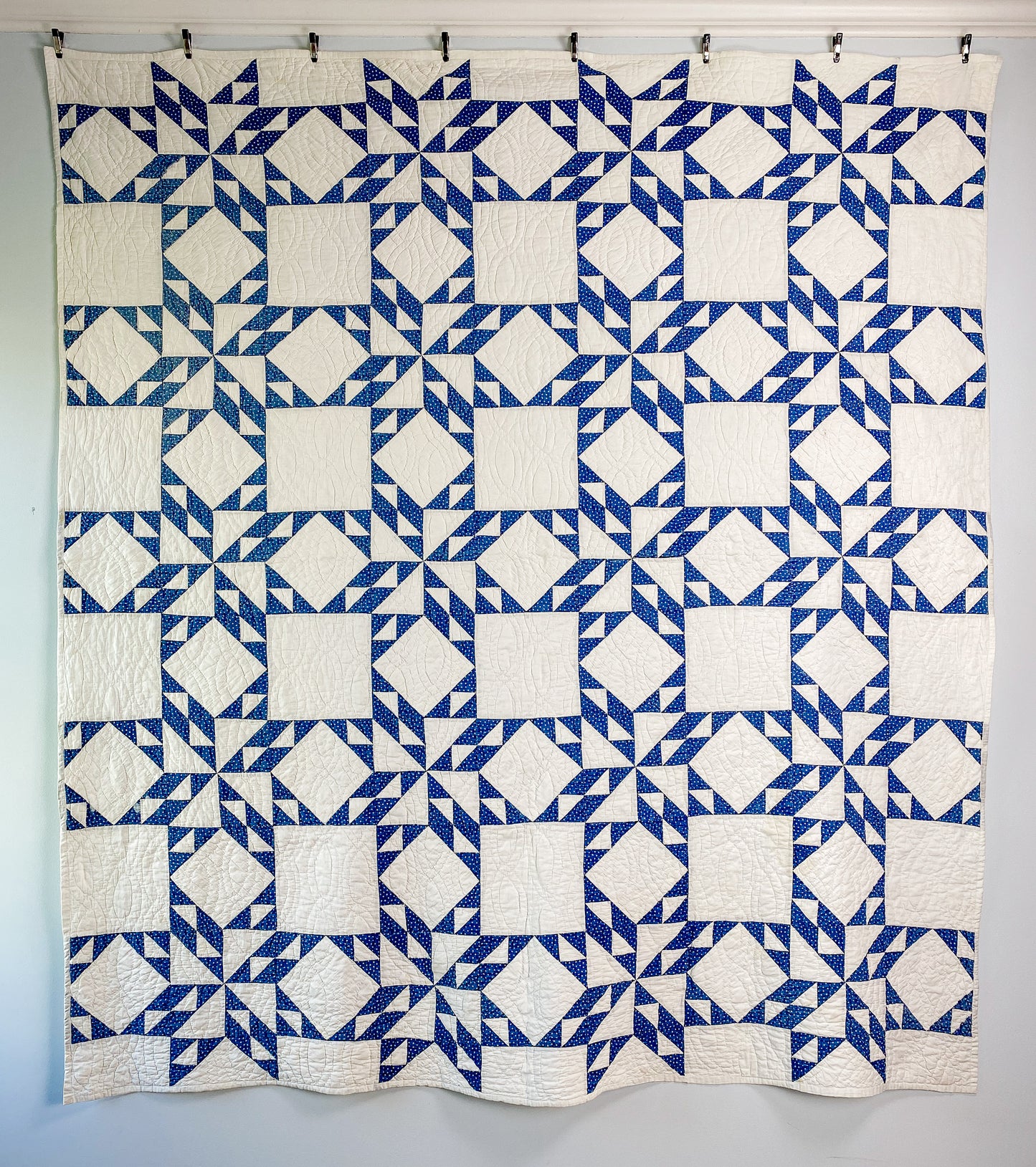 Vintage Blue & White Pinwheel Touching Stars Quilt, c1920