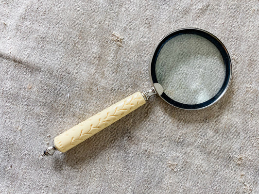 Decorative Magnifying Glass with Patterned Resin Handle