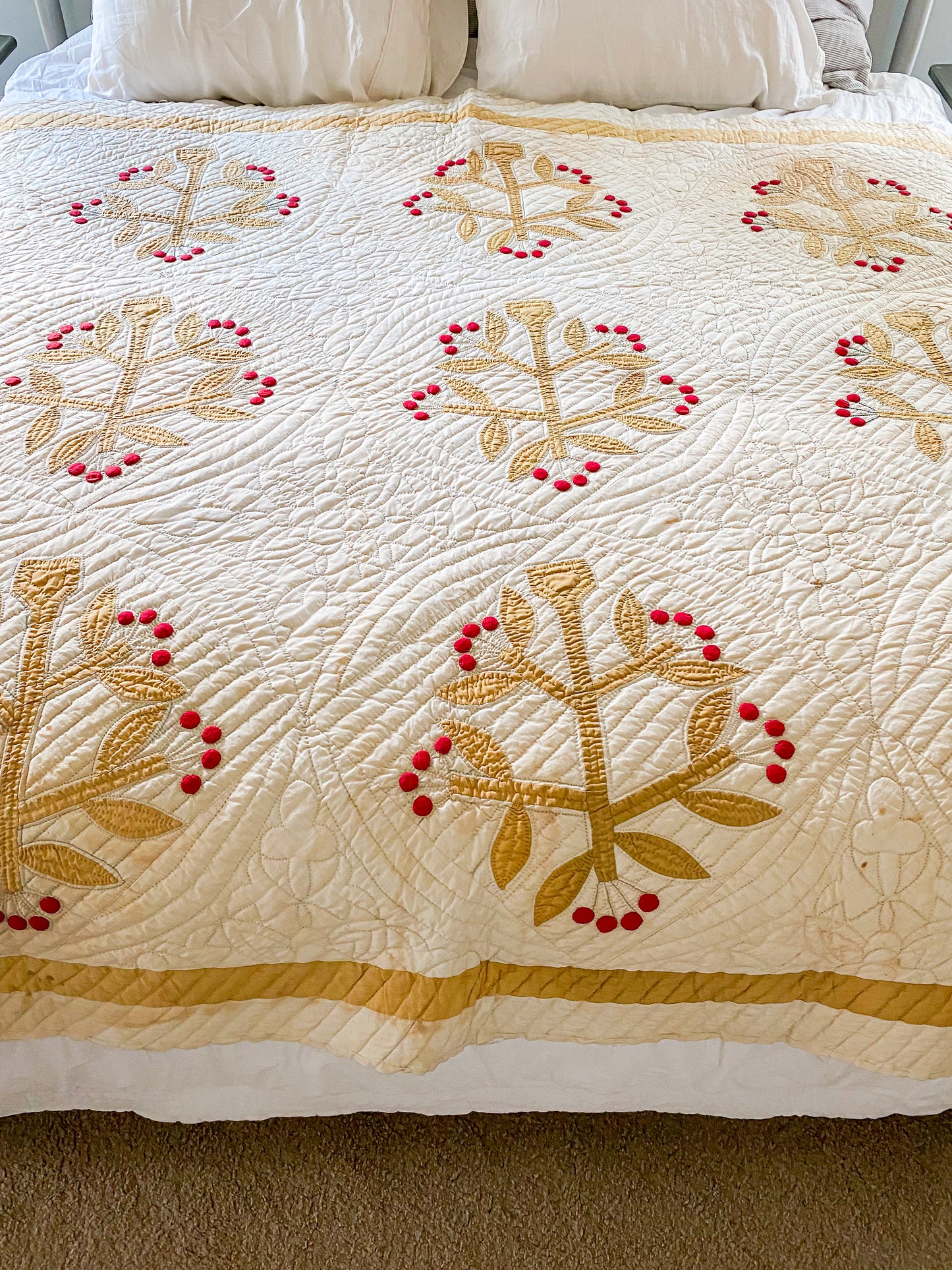 Antique Unfinished Trapunto Applique Quilt | Stacker Cutter Quilt c1860s