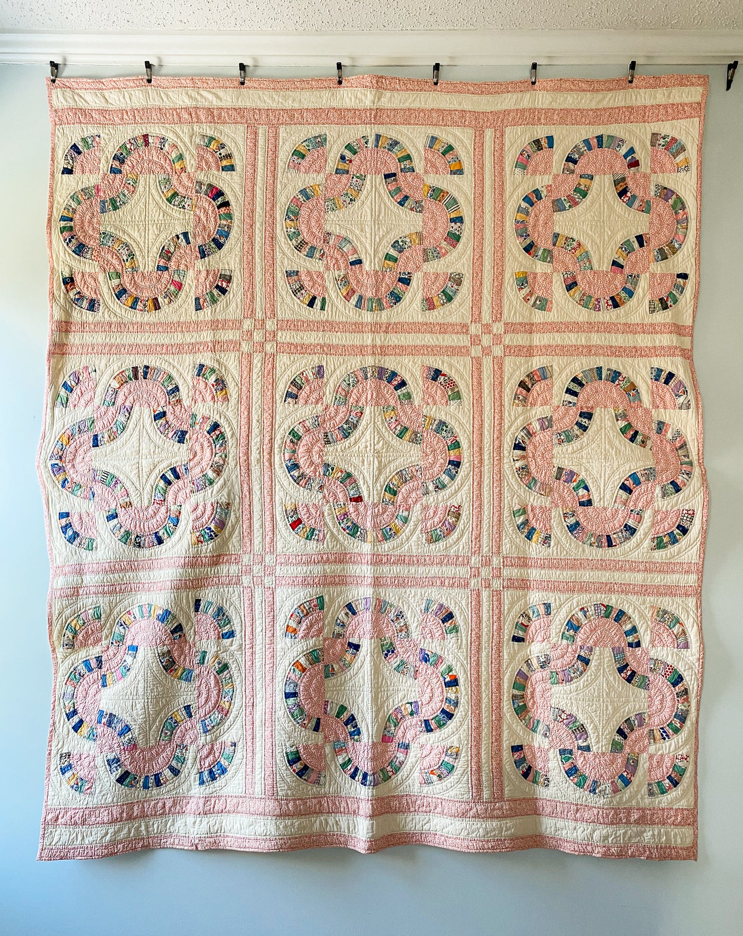Vintage Mohawk Trail Pastel Quilt, c1930