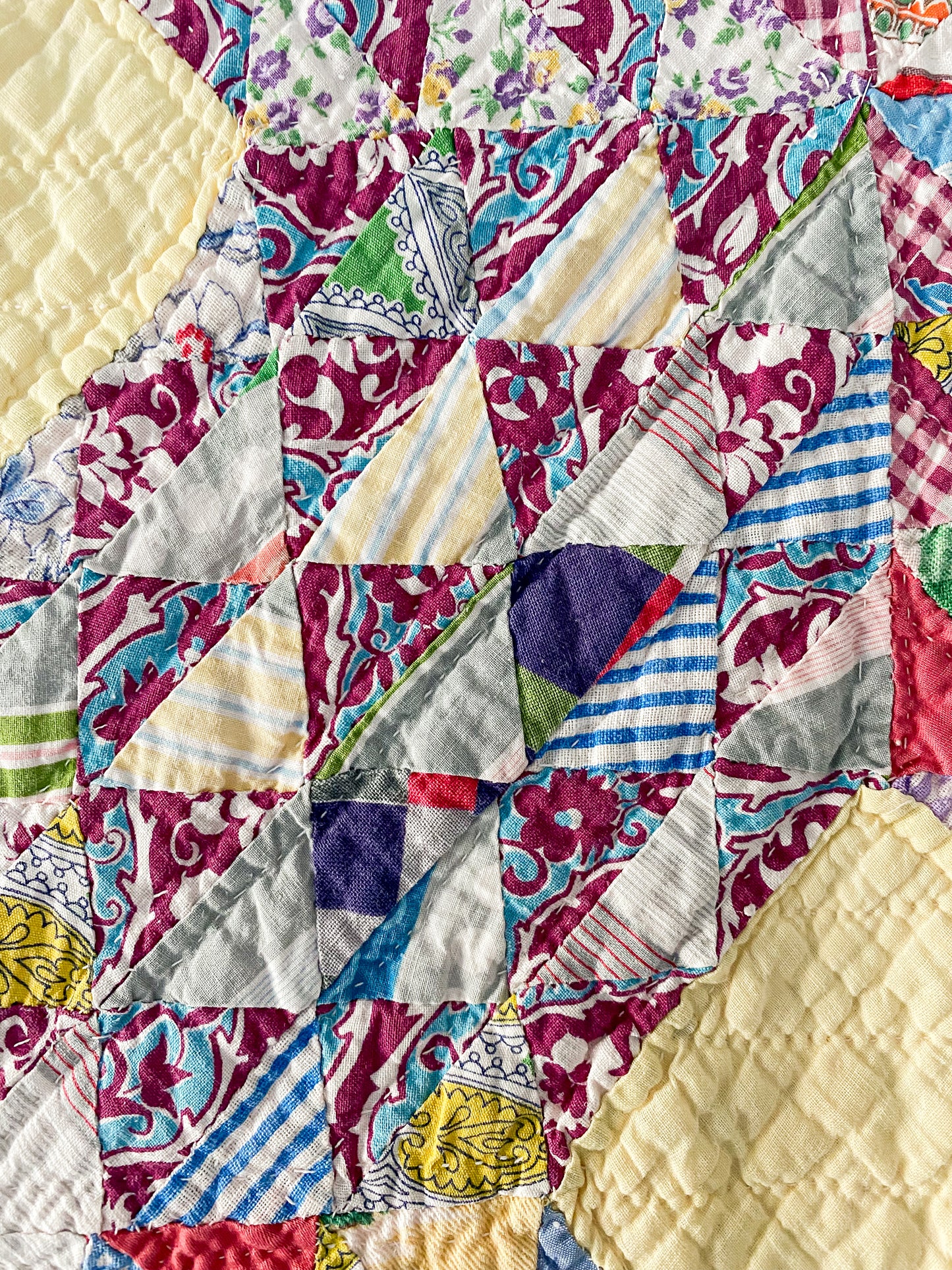 Vintage Scrappy Ocean Waves Quilt with Yellow Setting Blocks, c1950
