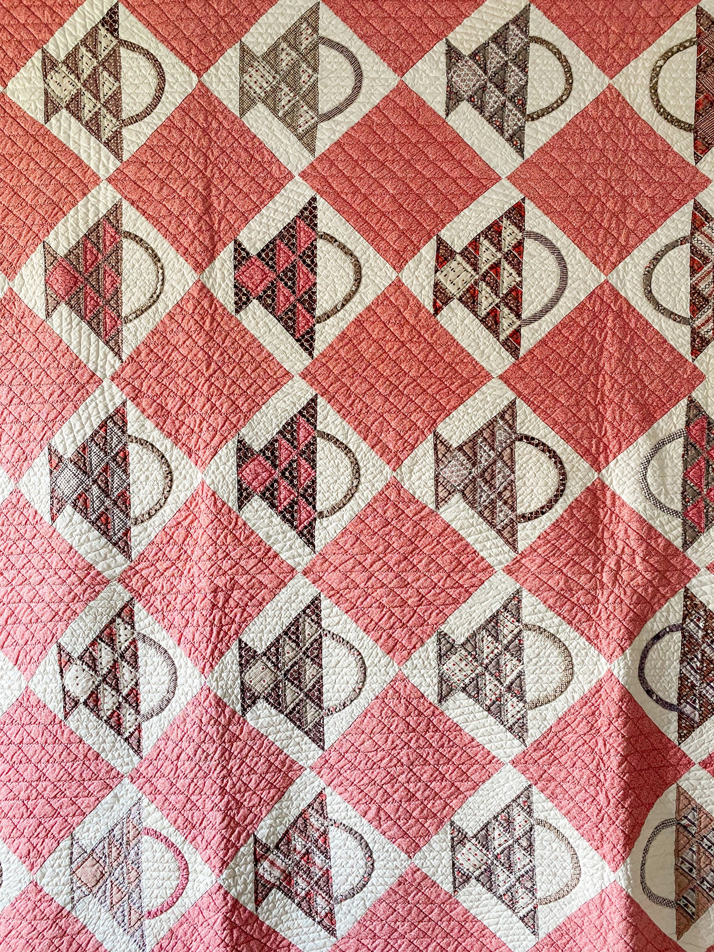 Antique Pink and Brown Basket Quilt with Fussy Cut Binding, c1880
