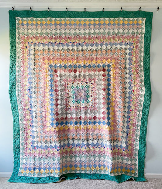 Vintage Green Trip Around the World Quilt, c1930