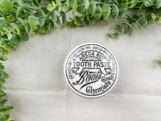 Antique Areca Nut Toothpaste By Boots Pot and Lid