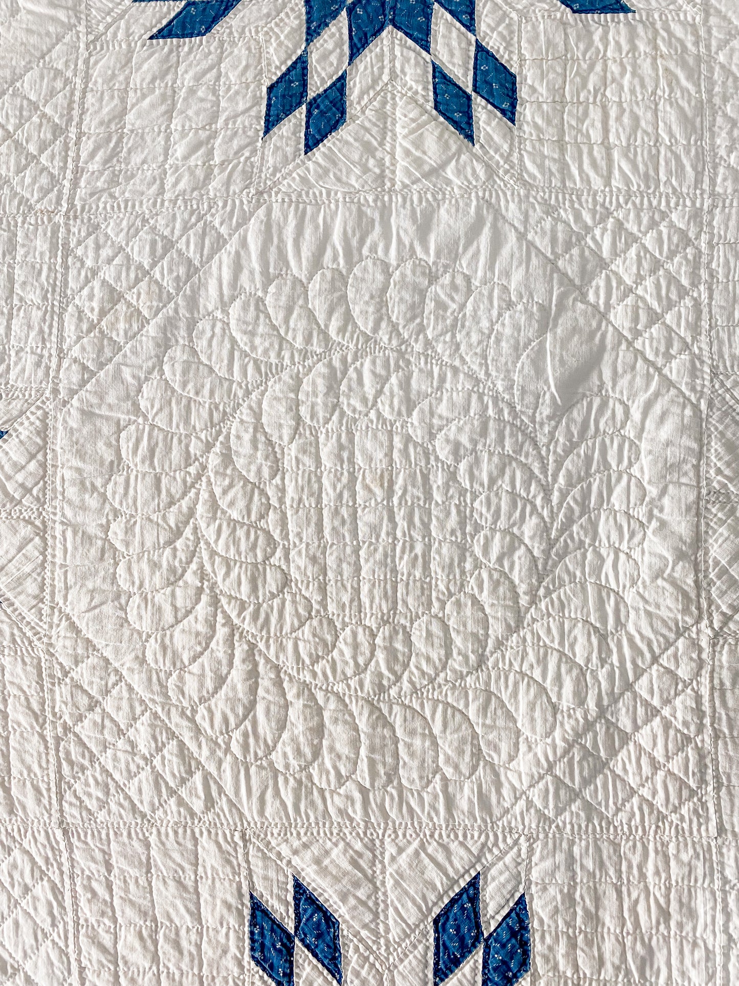 Vintage Blue and White Blazing Star Quilt, c1920s Crafting Textile, 83" x 73"