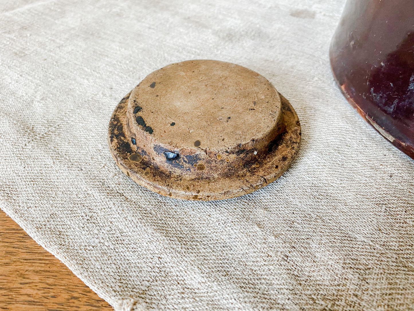 Antique Large 11" Brown Beehive Stoneware Fermentation Crock with Lid | Rustic Farmhouse Decor