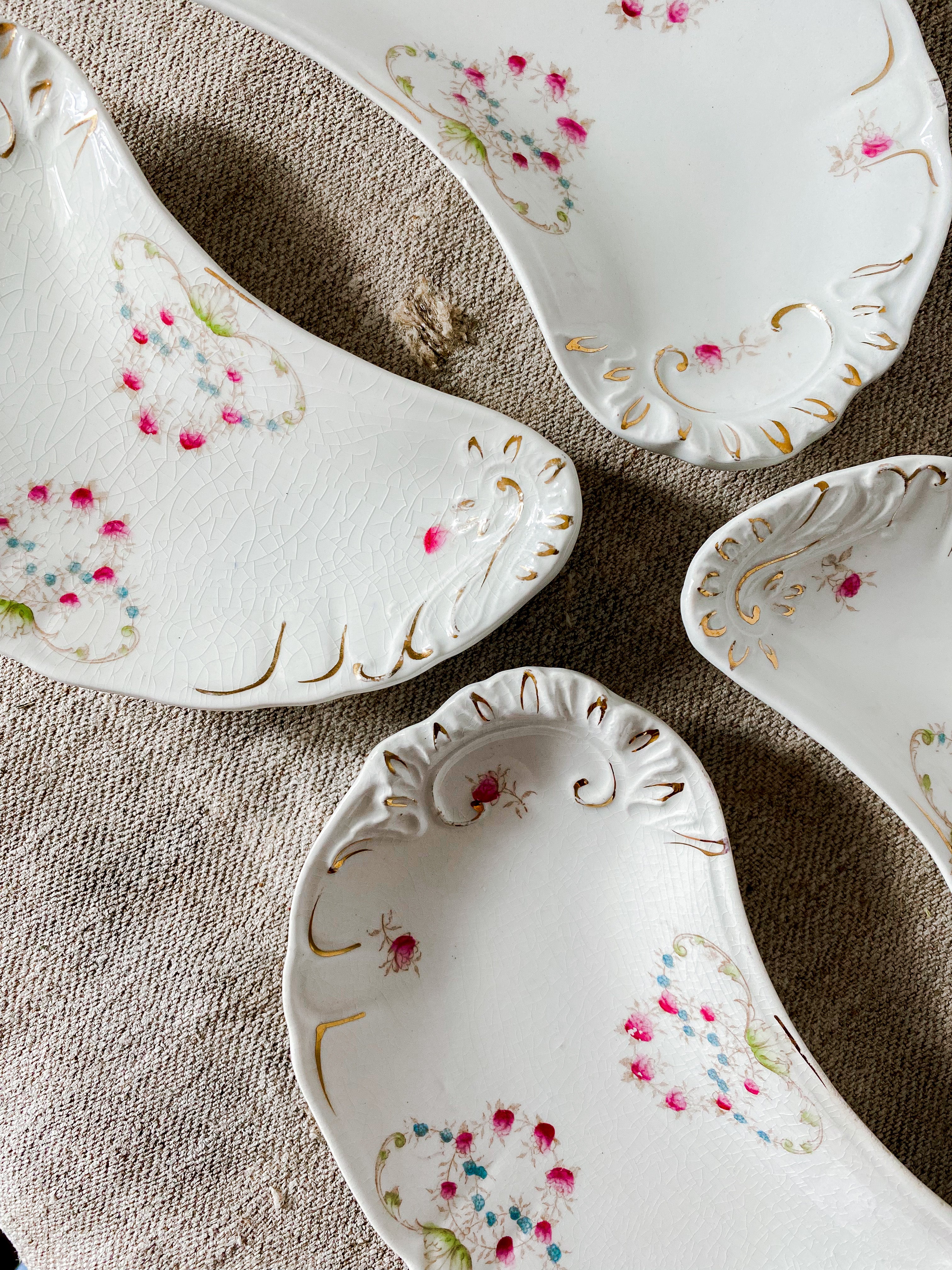 Antique Set of 4 Ironstone Bone Dishes Hand Painted Floral Gilt Rivo Thrifty Whitney