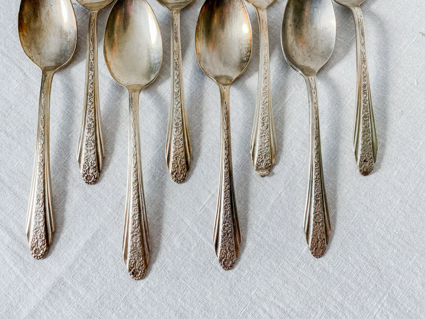 Set of 8 Vintage Silverplate Teaspoons, Floral Design by Rogers & Bros.